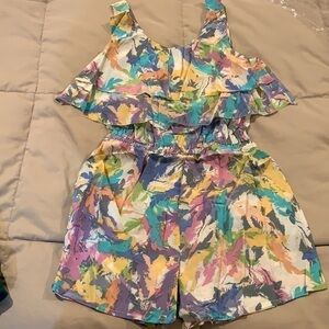 NIP Silk Womens Floral Romper from R. 89. Size S.​​​​​​​​​​​​​​​​​​​​